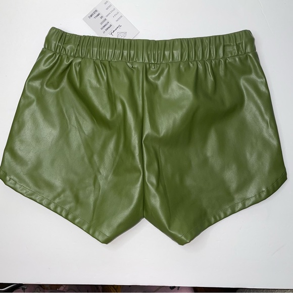 NWT Diamond Supply Co Green Pleather Shorts - Picture 4 of 7